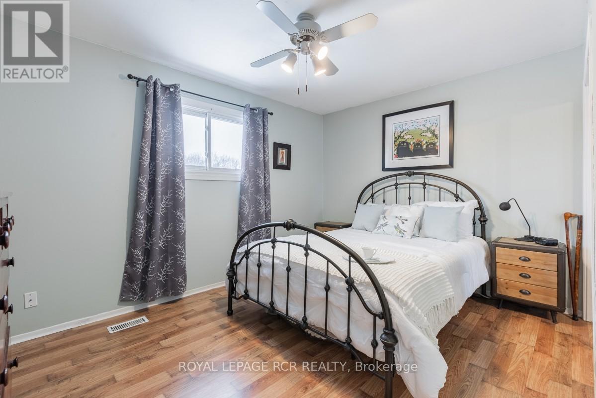 2872 Sunset Drive, Ramara, Ontario  L0K 1B0 - Photo 18 - S12858534