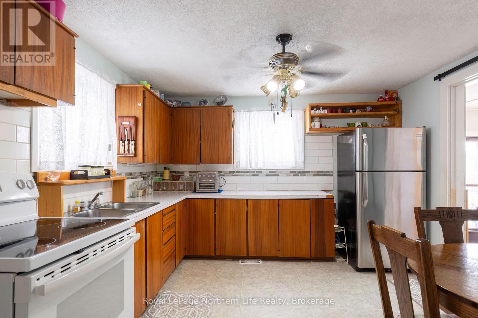 1403 Mckeown Avenue, North Bay, Ontario  P1B 7M7 - Photo 10 - X12952410