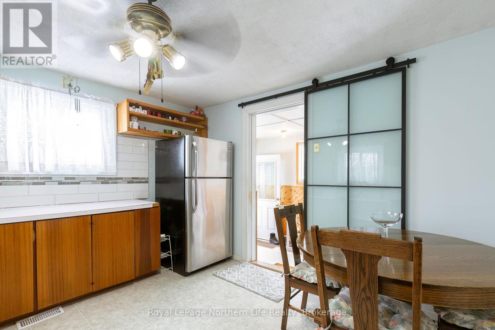 1403 Mckeown Avenue, North Bay, Ontario  P1B 7M7 - Photo 11 - X12952410