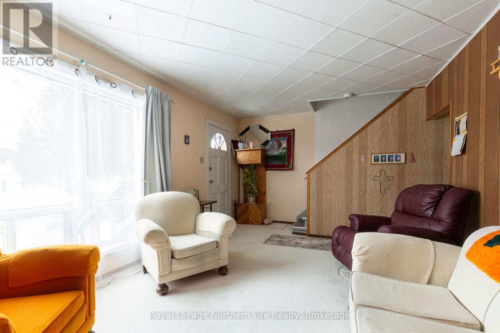 1403 Mckeown Avenue, North Bay, Ontario  P1B 7M7 - Photo 20 - X12952410