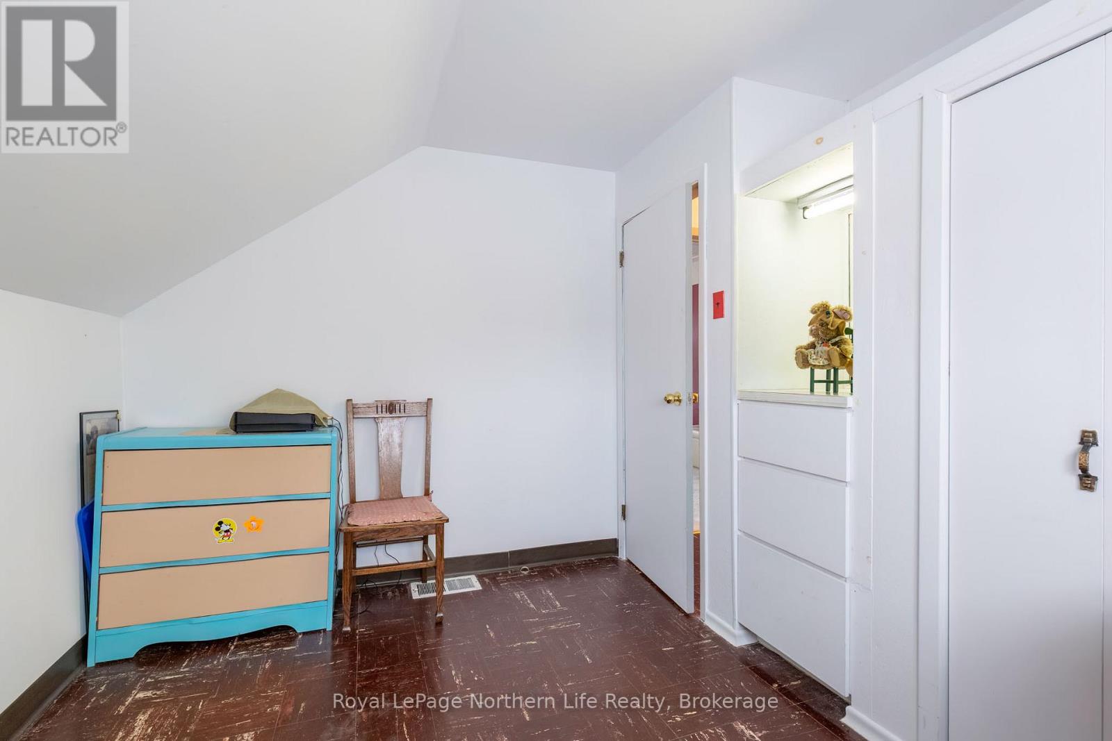 1403 Mckeown Avenue, North Bay, Ontario  P1B 7M7 - Photo 23 - X12952410