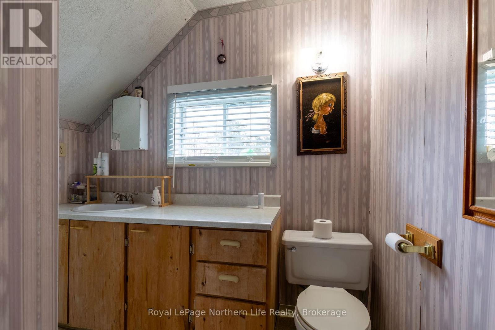 1403 Mckeown Avenue, North Bay, Ontario  P1B 7M7 - Photo 29 - X12952410