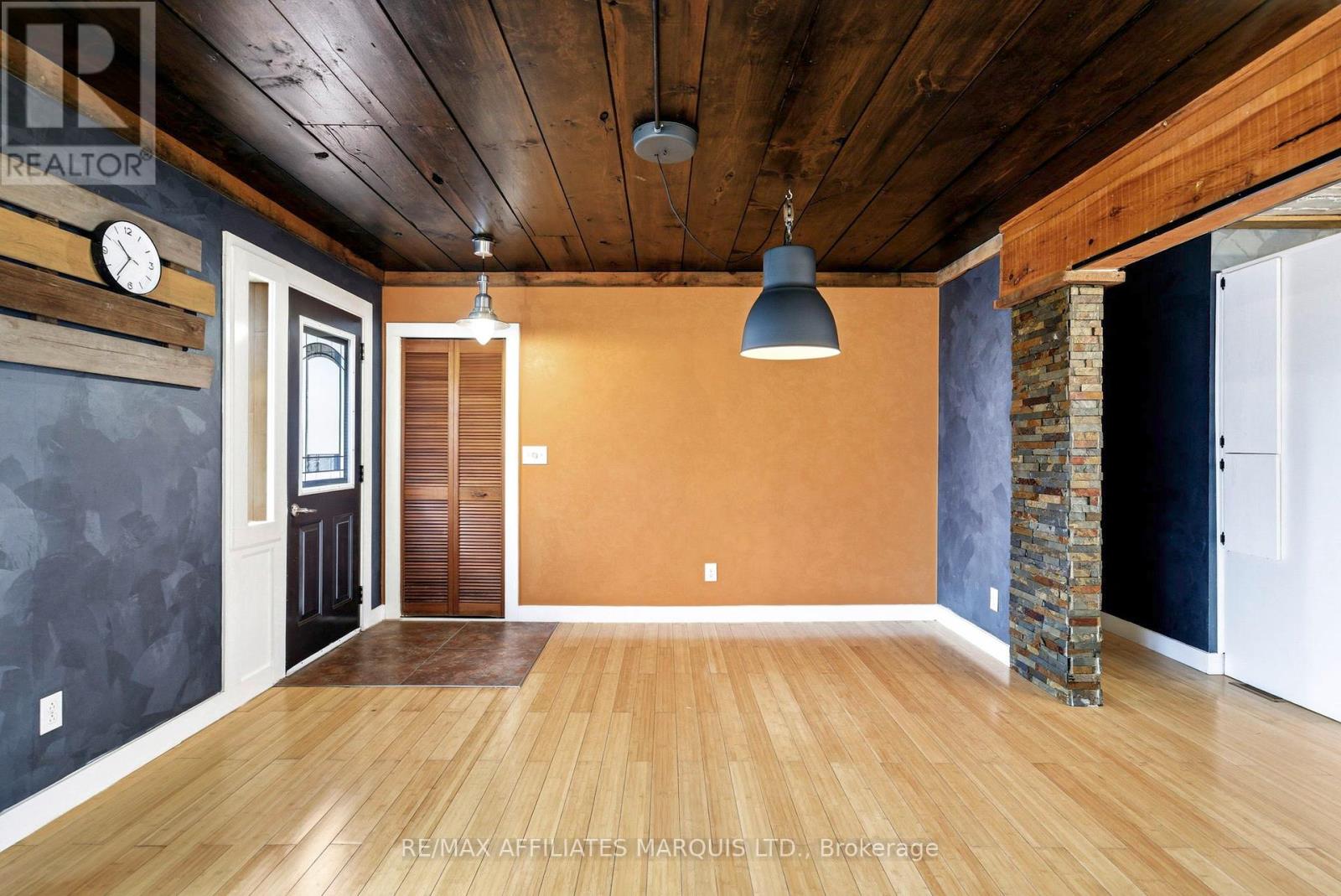 5083 Aultsville Road, South Stormont, Ontario  K0C 1M0 - Photo 6 - X12955528