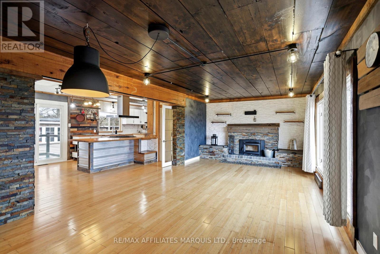 5083 Aultsville Road, South Stormont, Ontario  K0C 1M0 - Photo 9 - X12955528