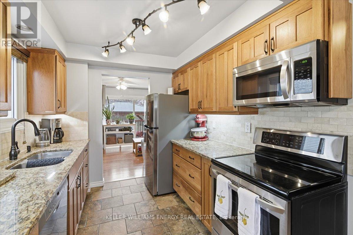 751 Bennett Crescent, Oshawa, Ontario L1K 1T6 - Photo 13 - E12955552