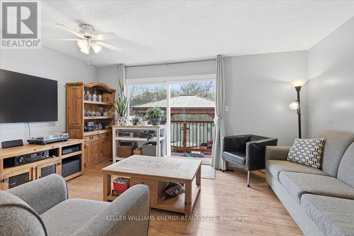 751 Bennett Crescent, Oshawa, Ontario L1K 1T6 - Photo 14 - E12955552