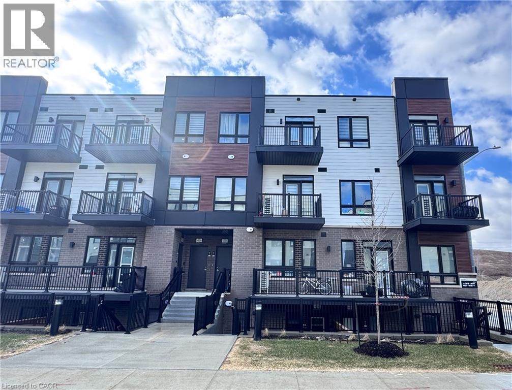 40 Palace Street Unit# M28, Kitchener, Ontario  N2E 0L2 - Photo 2 - 40817508