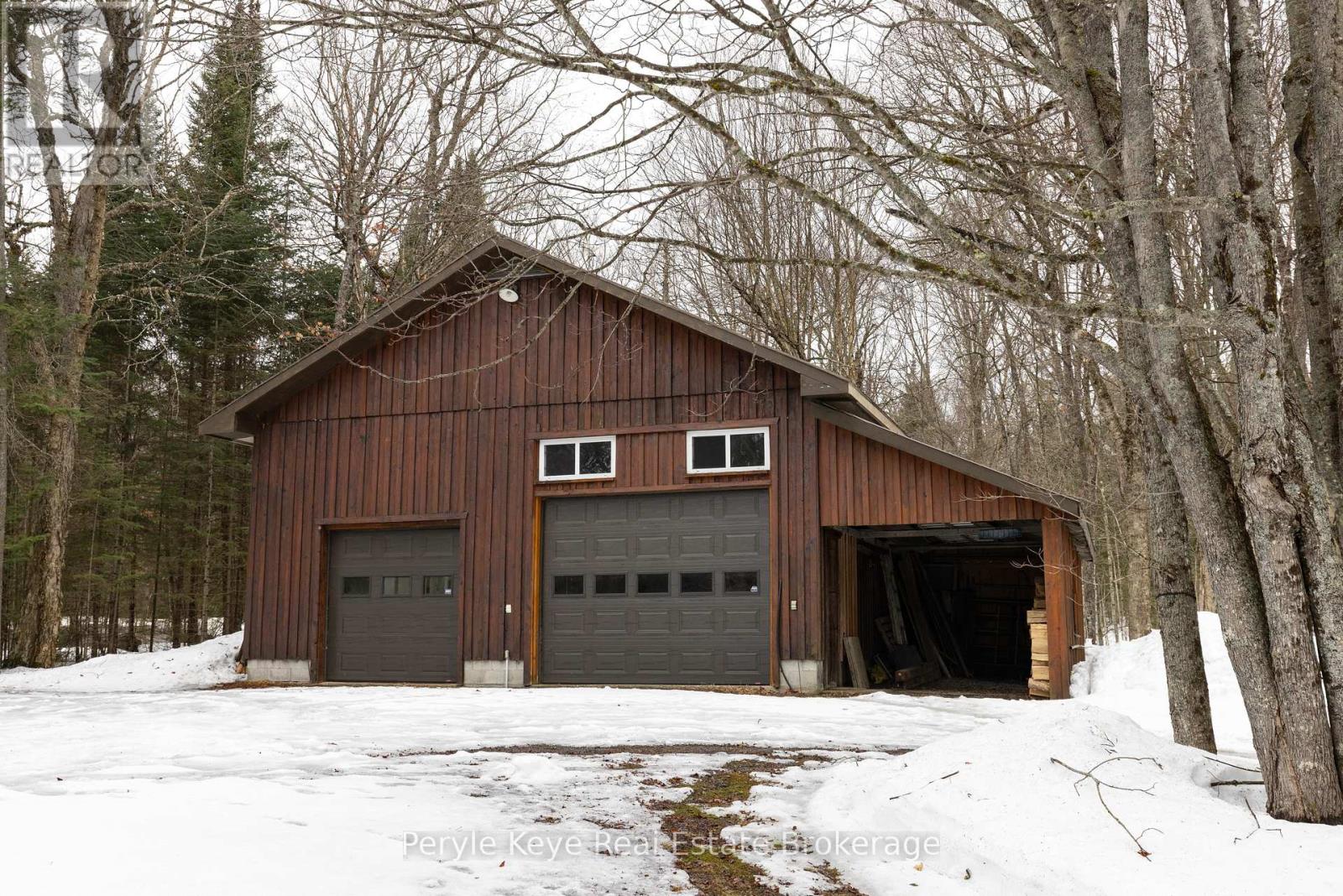 2391 Limberlost Road, Lake Of Bays (Finlayson), Ontario  P1H 2J6 - Photo 10 - X12955512