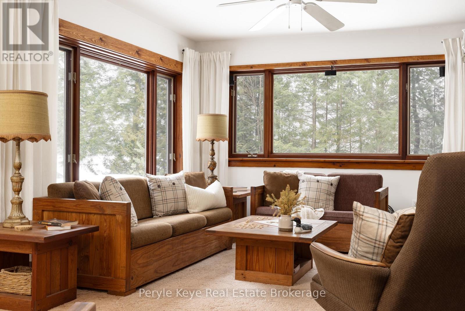 2391 Limberlost Road, Lake Of Bays (Finlayson), Ontario  P1H 2J6 - Photo 18 - X12955512