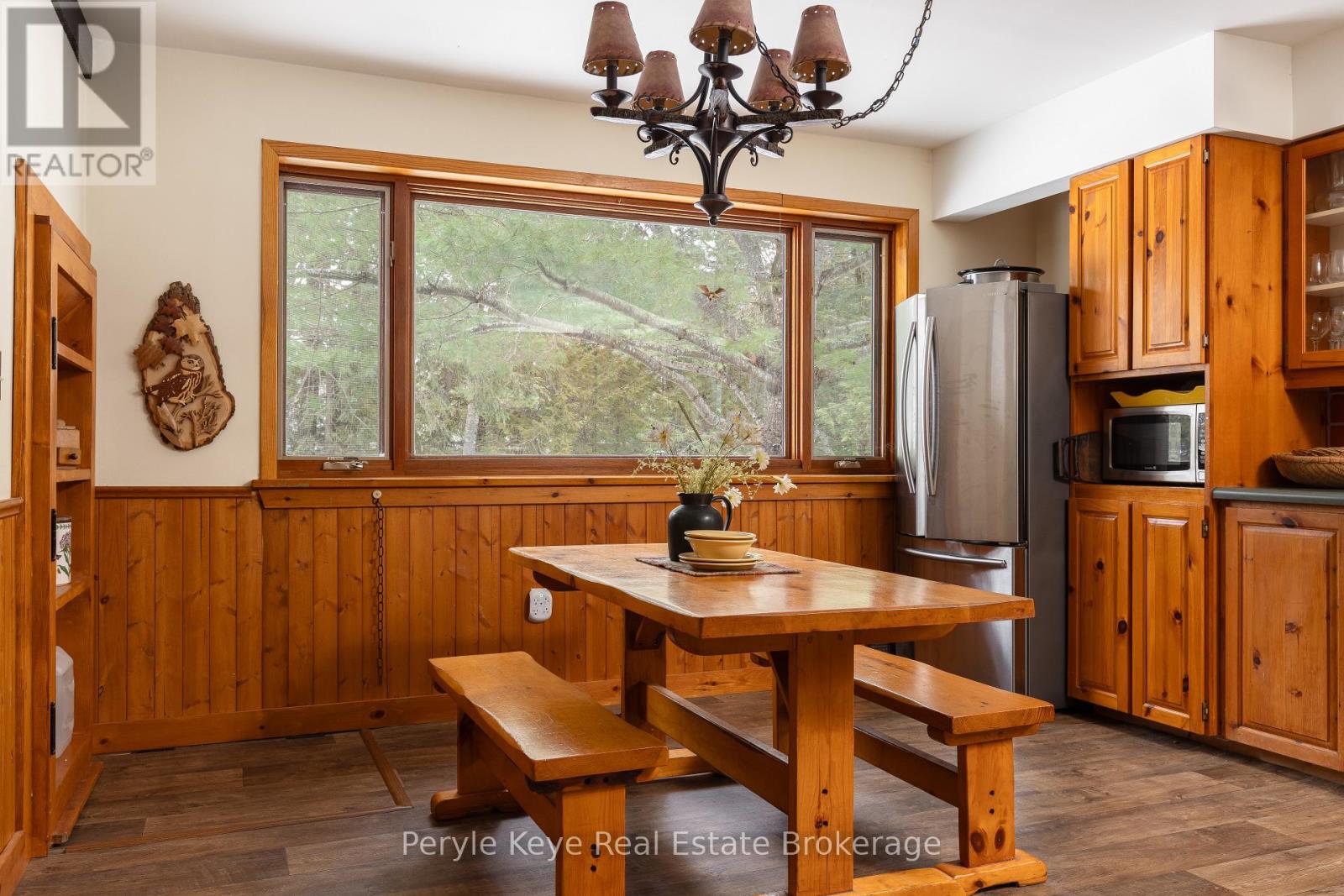 2391 Limberlost Road, Lake Of Bays (Finlayson), Ontario  P1H 2J6 - Photo 34 - X12955512