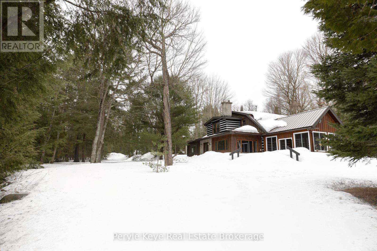 2391 Limberlost Road, Lake Of Bays (Finlayson), Ontario  P1H 2J6 - Photo 9 - X12955512