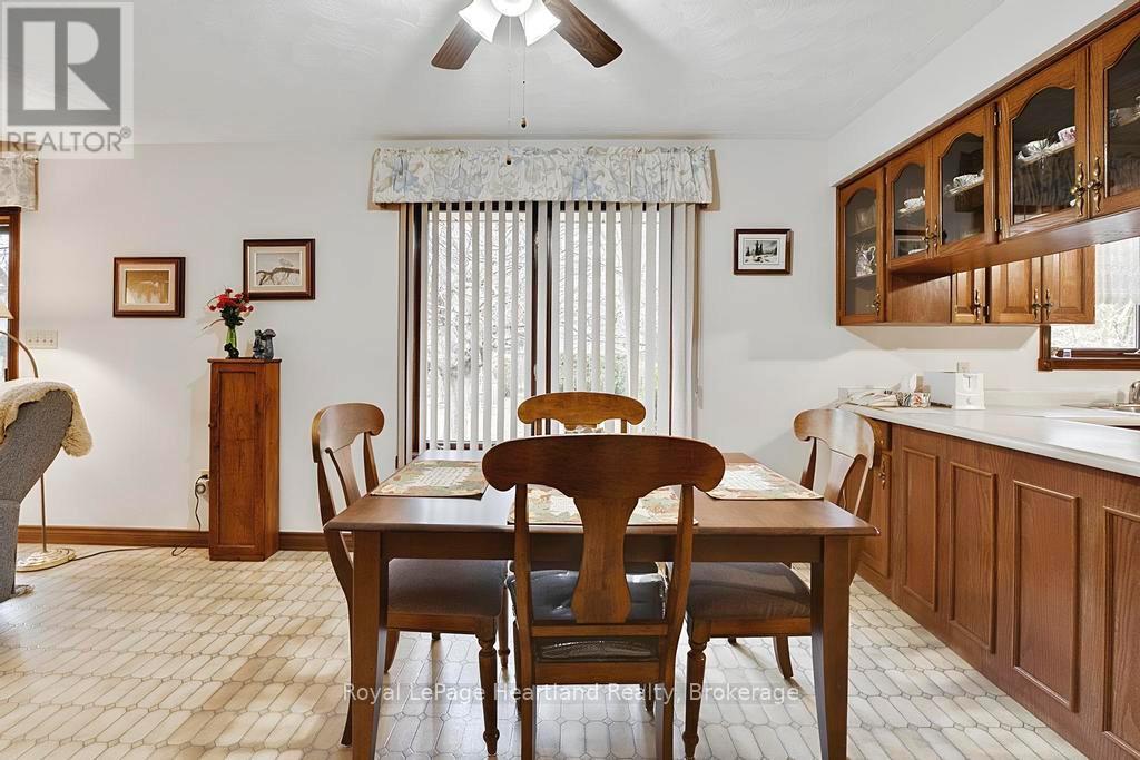 Photo 15 of 39 for 146 Princess Street