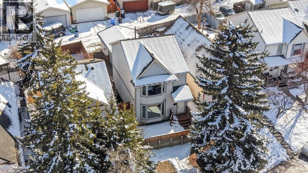 81 Queen Anne Close SE, Calgary, Alberta  T2J 6E4 - Photo 1 - A2298078