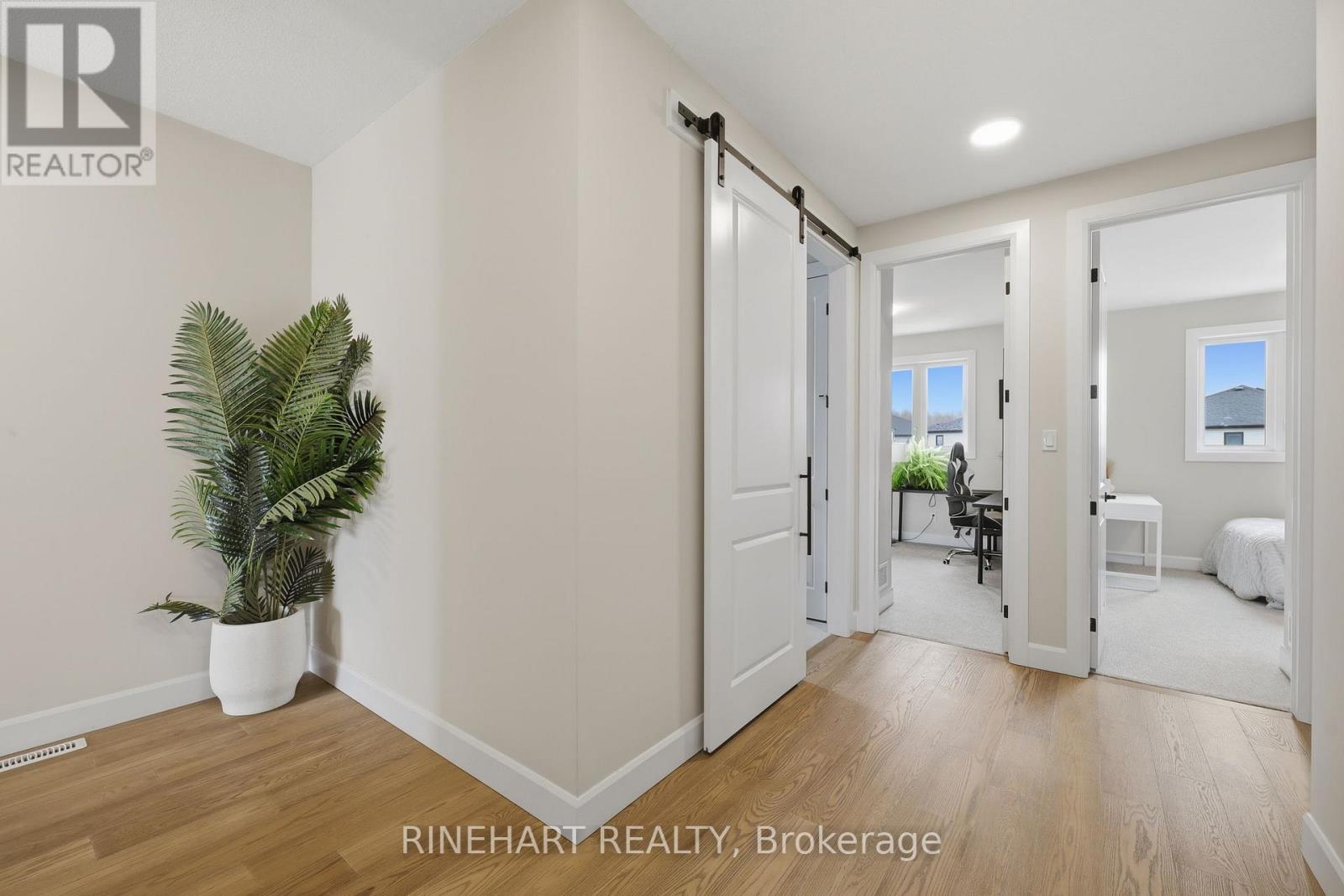 Photo 21 of 44 for 6445 Royal Magnolia Avenue