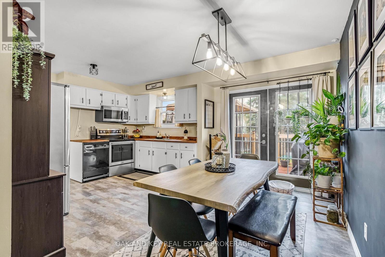 Photo 12 of 50 for 26 Sinclair Avenue