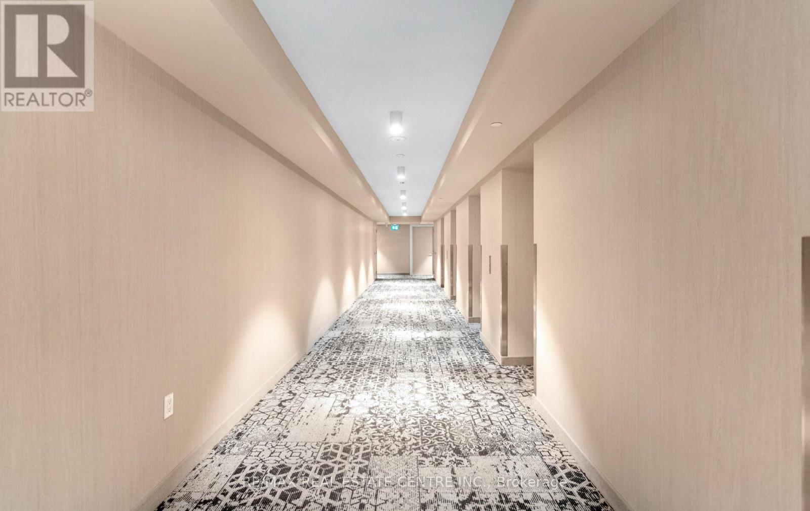 3110 - 138 Downes Street, Toronto, Ontario  M5E 0E4 - Photo 4 - C12955534