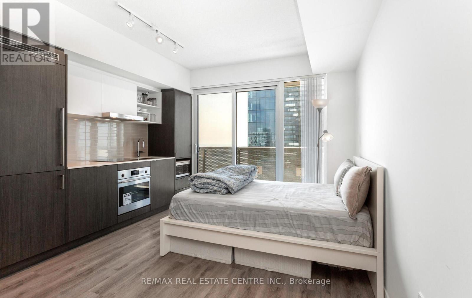 3110 - 138 Downes Street, Toronto, Ontario  M5E 0E4 - Photo 7 - C12955534