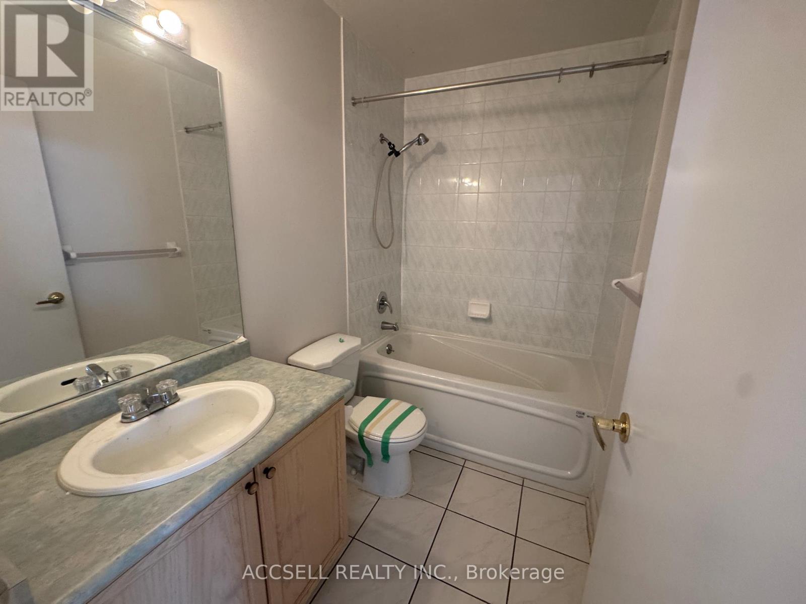 Ph12 - 650 Lawrence Avenue W, Toronto, Ontario  M6A 3E8 - Photo 5 - C12955538