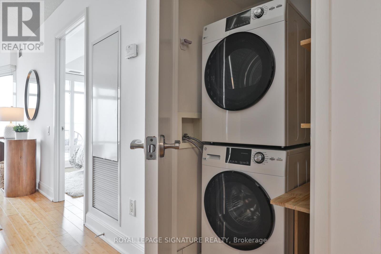 2701 - 2181 Yonge Street, Toronto, Ontario  M4S 3H7 - Photo 21 - C12955570