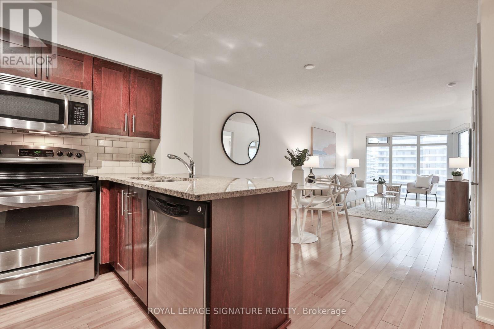 2701 - 2181 Yonge Street, Toronto, Ontario  M4S 3H7 - Photo 3 - C12955570