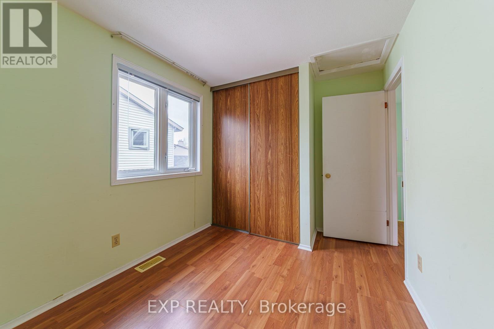 31 Coolspring Crescent, Ottawa, Ontario  K2E 7M9 - Photo 21 - X12955518