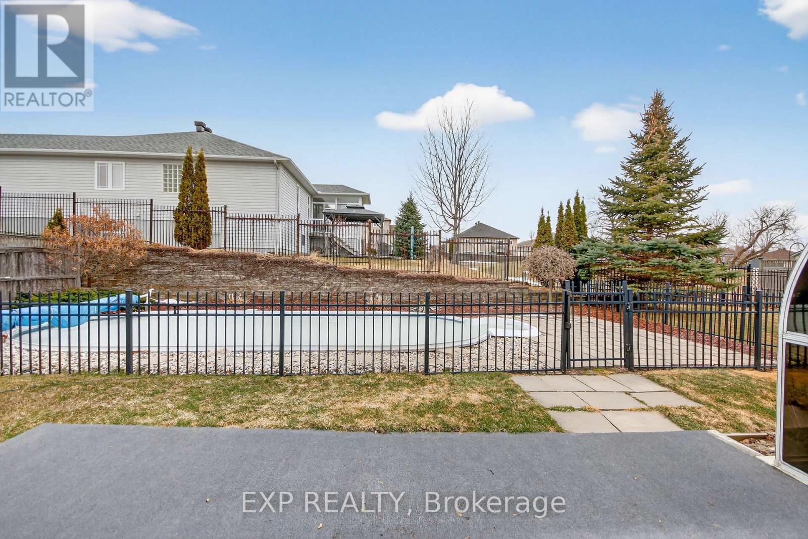 126 Metcalfe Drive, Mississippi Mills, Ontario  K0A 1A0 - Photo 46 - X12955584