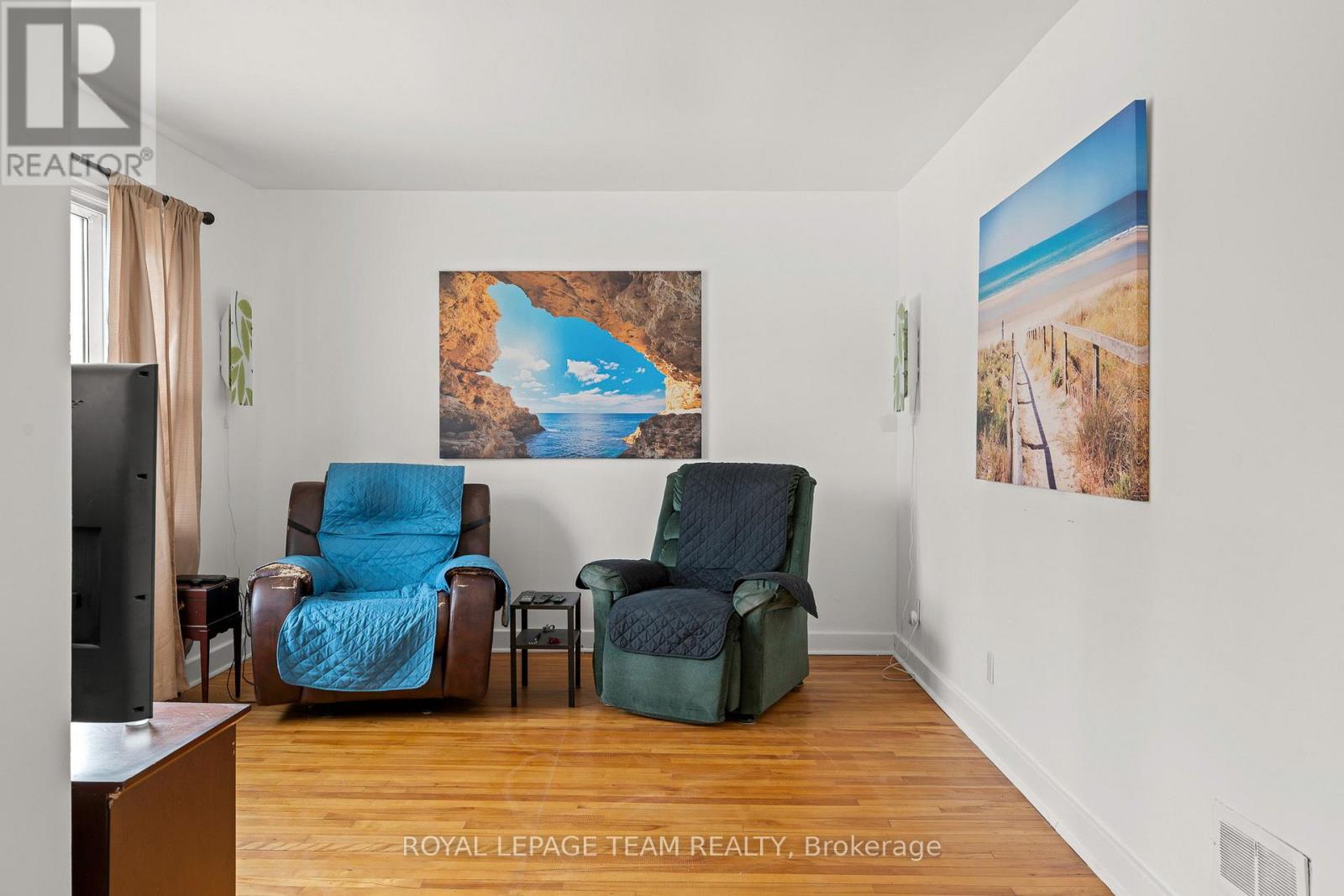 1123 Secord Avenue, Ottawa, Ontario  K1H 8C9 - Photo 5 - X12955590