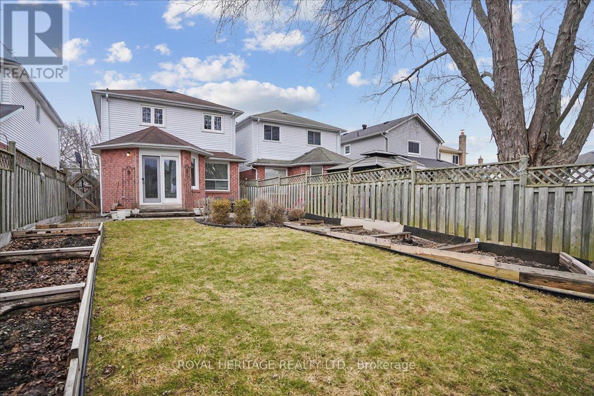 148 Adele Crescent, Oshawa, Ontario  L1J 7X6 - Photo 40 - E12955576