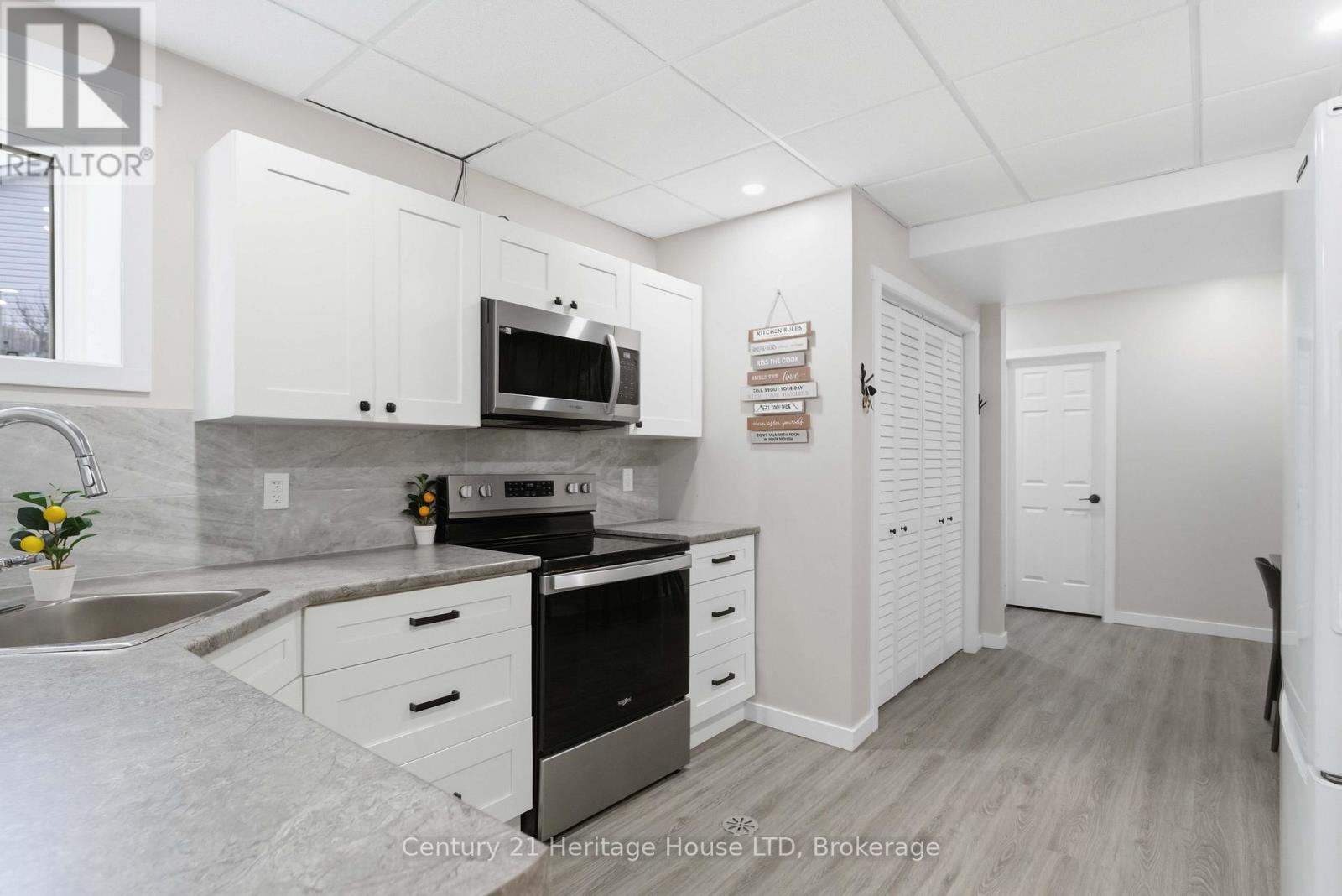 21 Justina Court, Welland, Ontario  L3C 7E4 - Photo 26 - X12955560