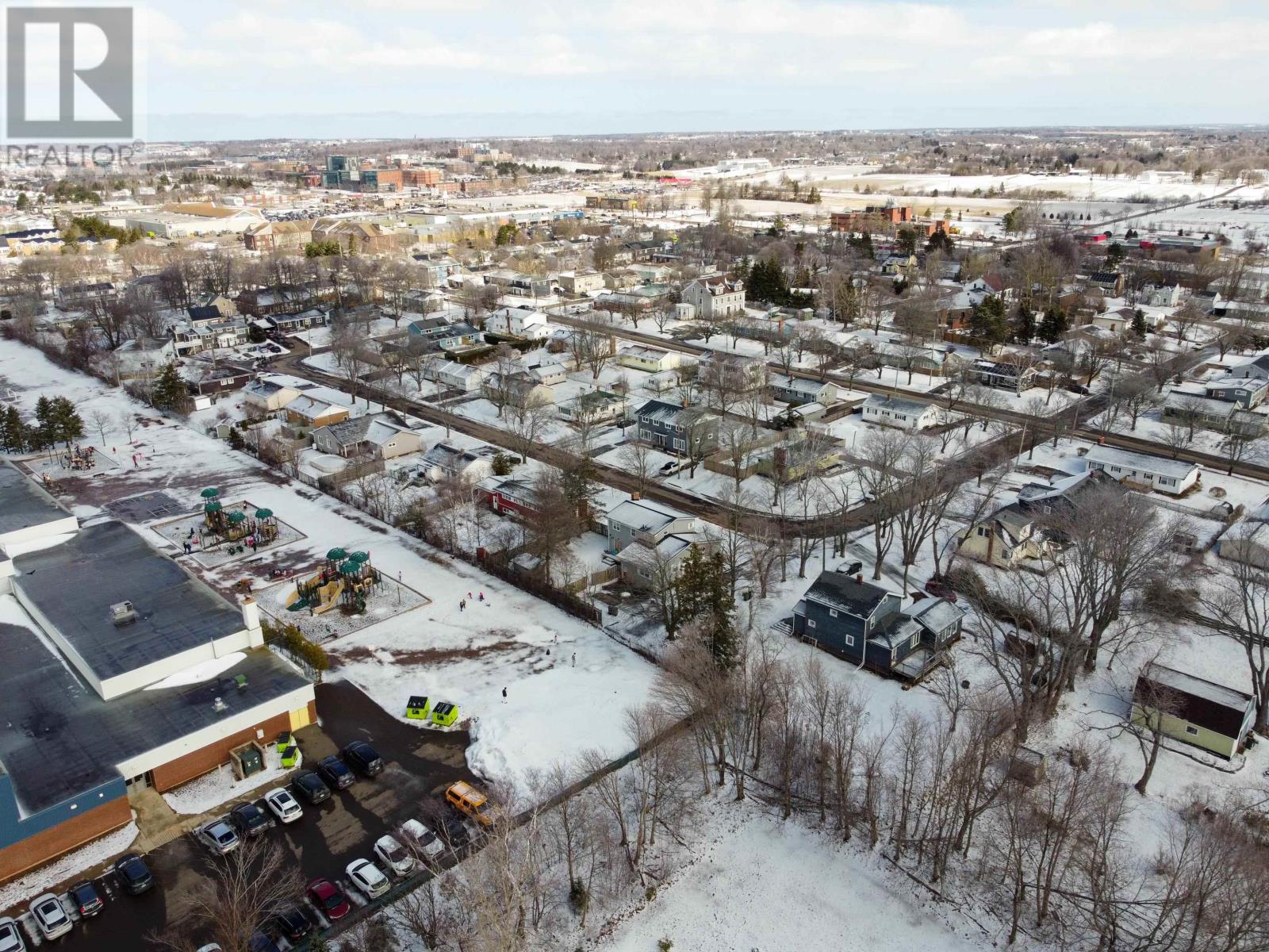 6 Newland Crescent, Charlottetown, Prince Edward Island  C1A 4H5 - Photo 3 - 202606296