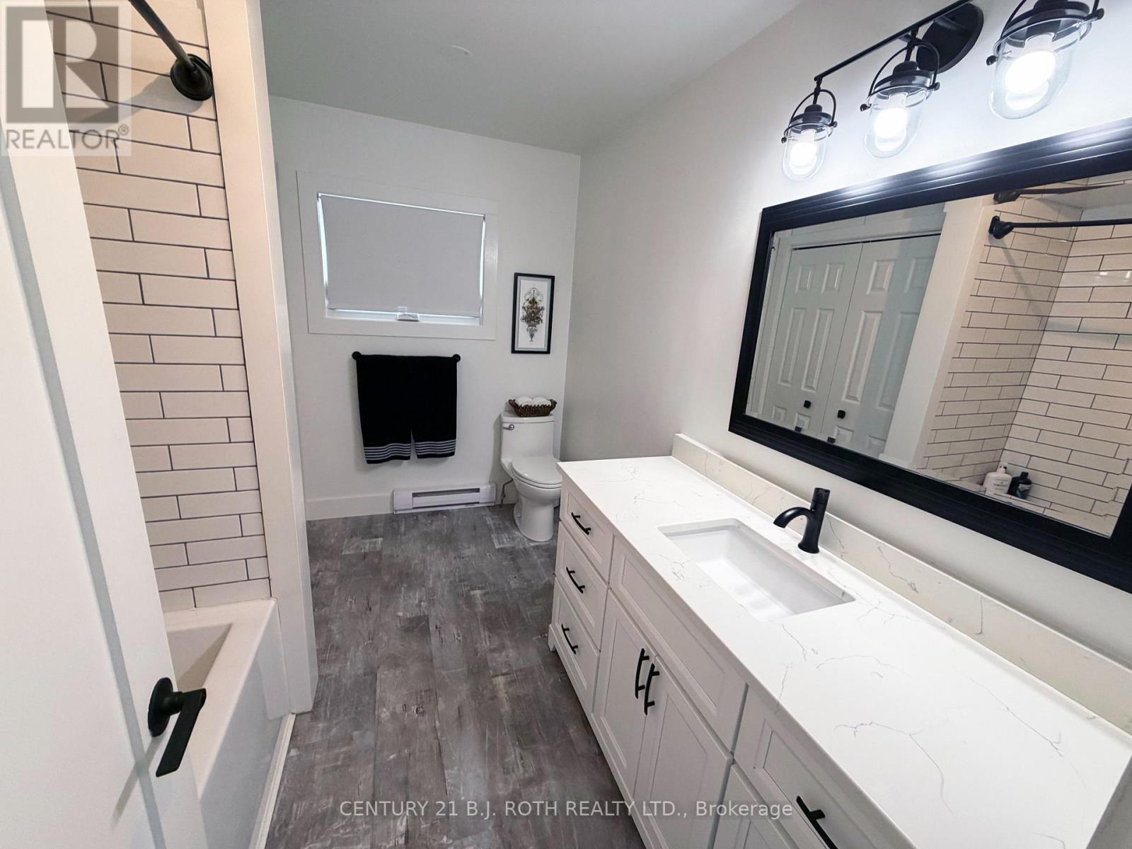 8101 Kings River Road, Ramara, Ontario  L0K 2B0 - Photo 12 - S12955600