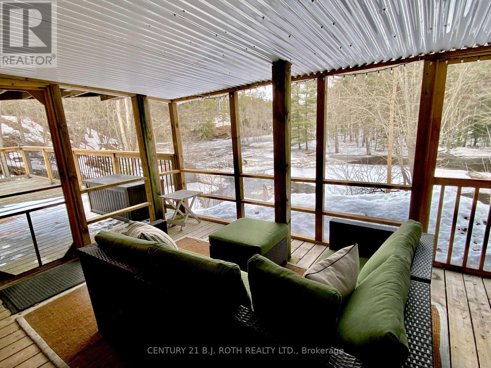 8101 Kings River Road, Ramara, Ontario  L0K 2B0 - Photo 23 - S12955600