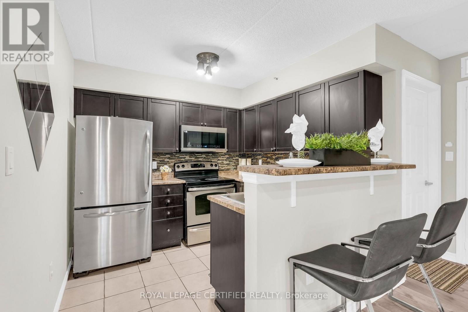 308 - 1340 Main Street E, Milton, Ontario  L9T 7S6 - Photo 15 - W12955554