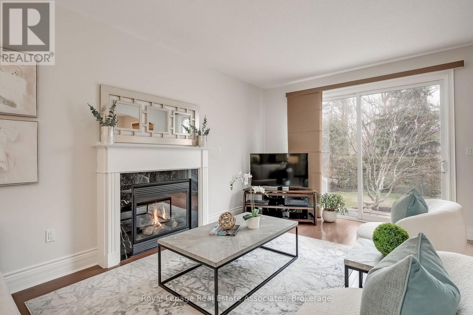 2263 Wuthering Heights Way, Oakville, Ontario  L6M 0A6 - Photo 13 - W12955566