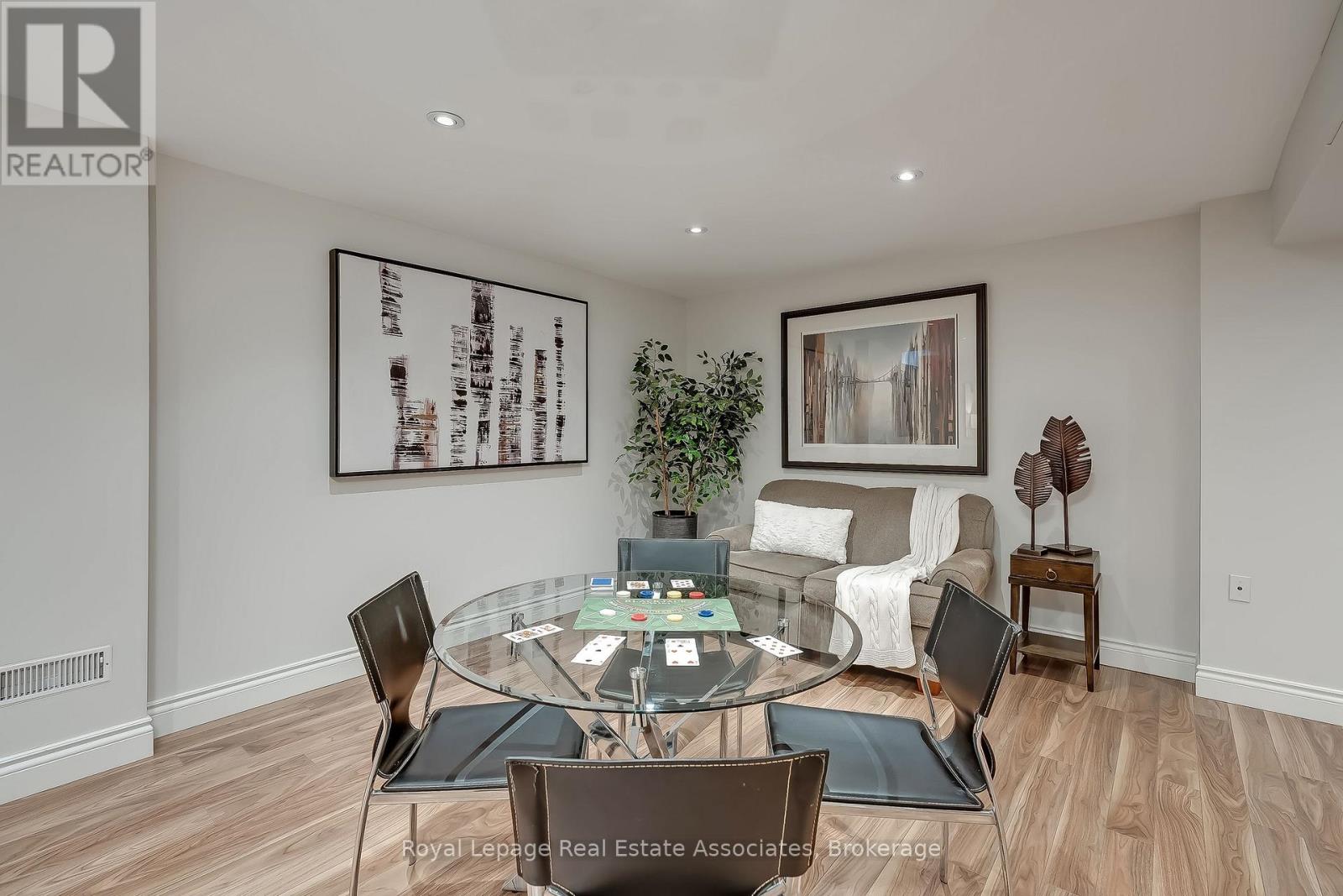 2263 Wuthering Heights Way, Oakville, Ontario  L6M 0A6 - Photo 31 - W12955566