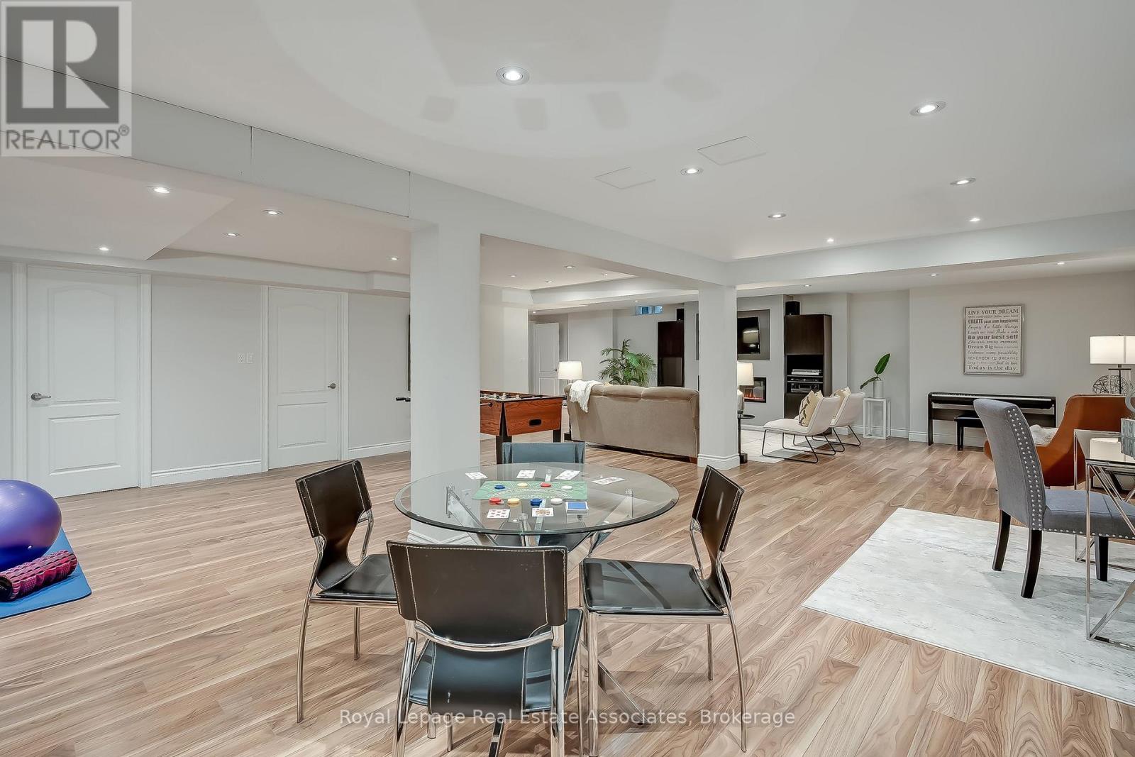 2263 Wuthering Heights Way, Oakville, Ontario  L6M 0A6 - Photo 32 - W12955566