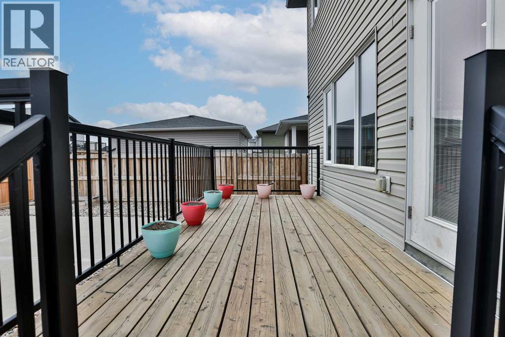 636 Aquitania Boulevard W, Lethbridge, Alberta  T1J 5G5 - Photo 4 - A2295999