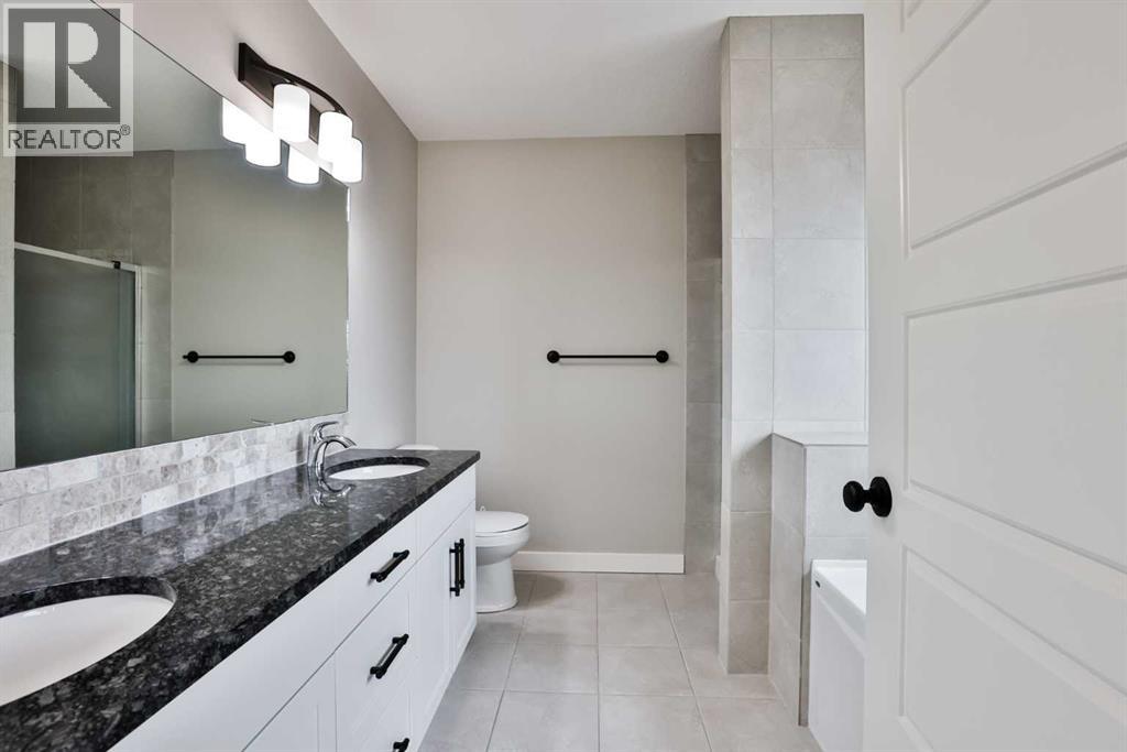 636 Aquitania Boulevard W, Lethbridge, Alberta  T1J 5G5 - Photo 19 - A2295999