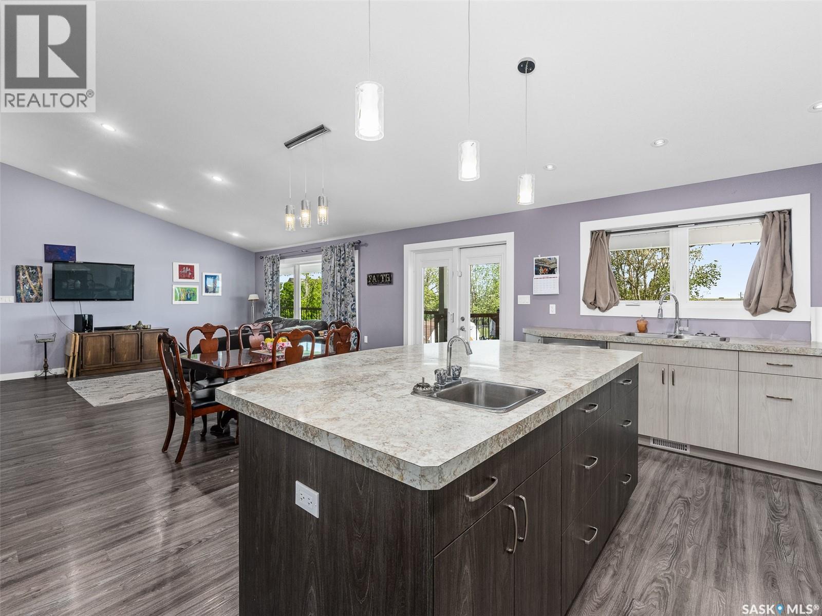 1 Brownlee Street, Tuxford, Saskatchewan  S0H 4C0 - Photo 15 - SK032018