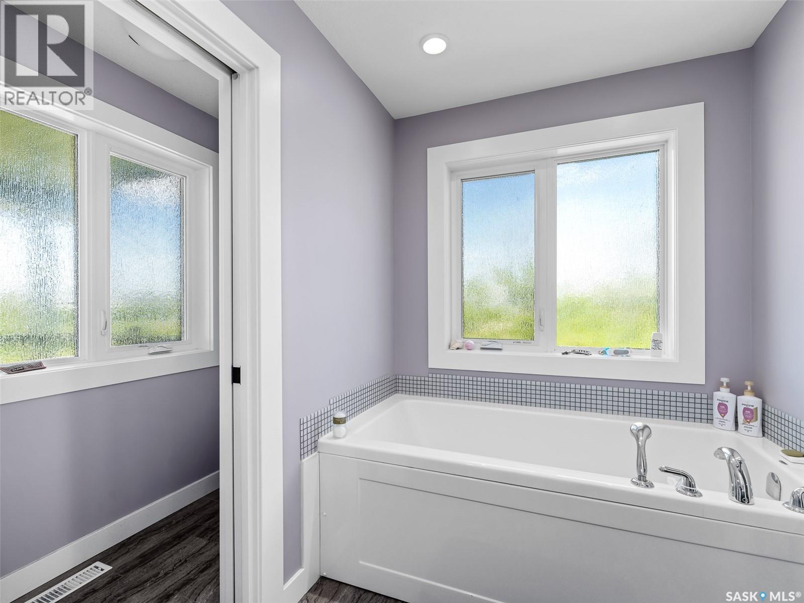 1 Brownlee Street, Tuxford, Saskatchewan  S0H 4C0 - Photo 26 - SK032018