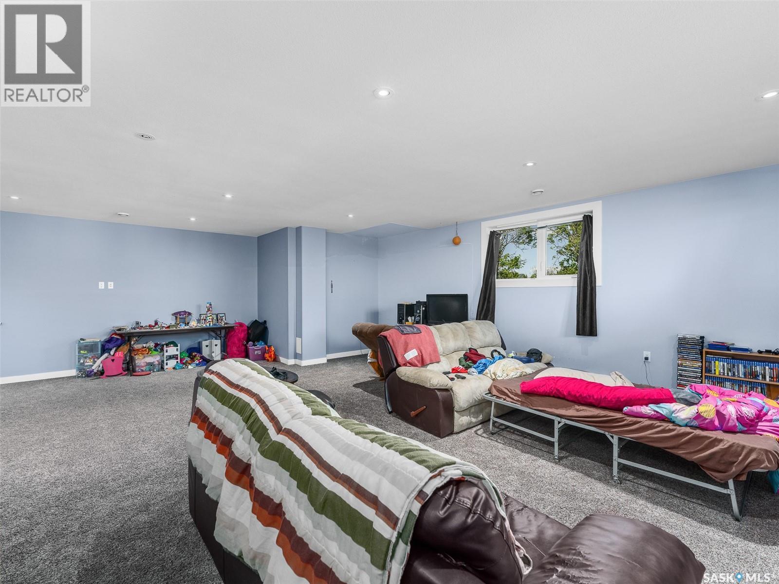 1 Brownlee Street, Tuxford, Saskatchewan  S0H 4C0 - Photo 37 - SK032018