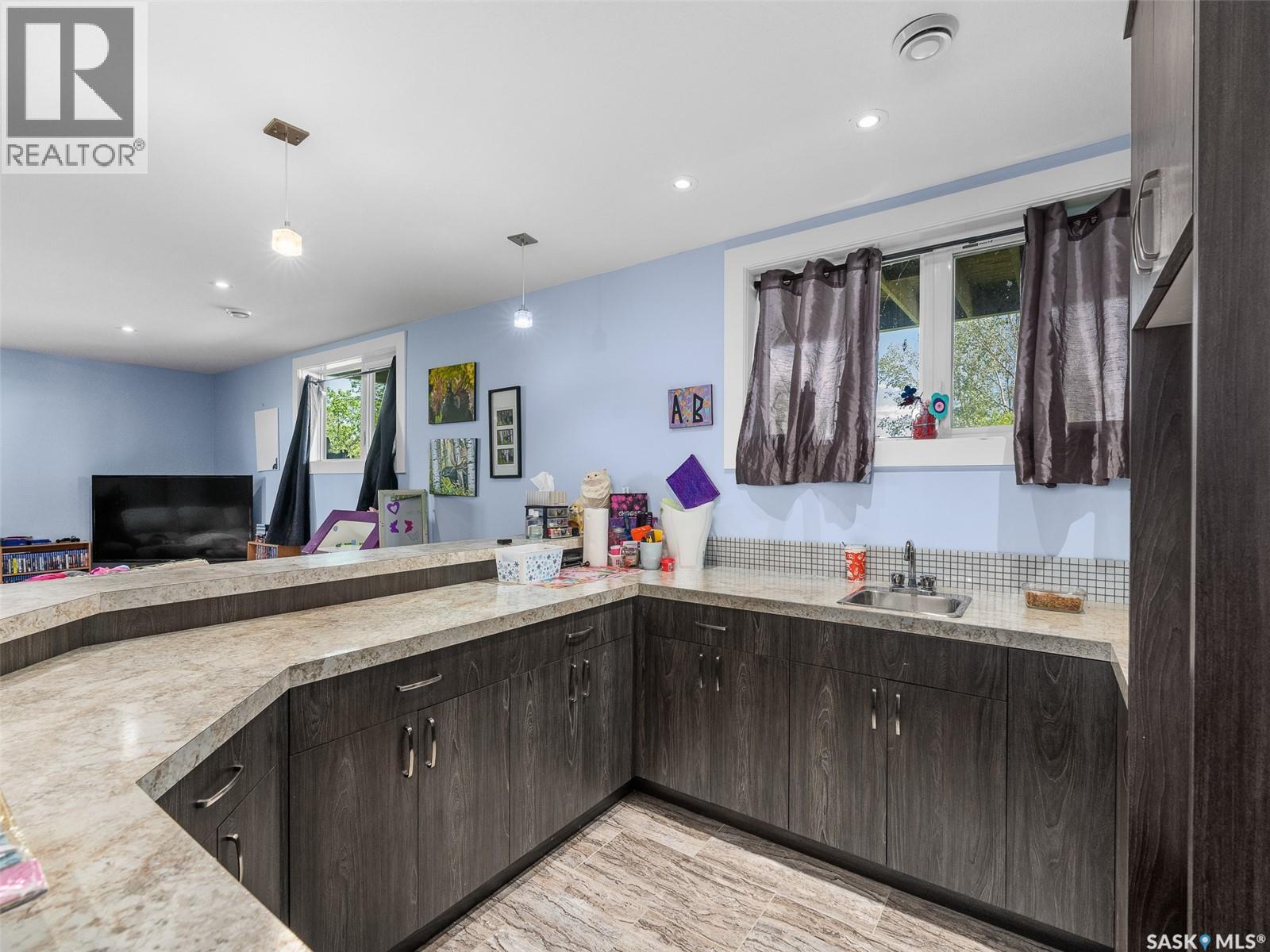 1 Brownlee Street, Tuxford, Saskatchewan  S0H 4C0 - Photo 41 - SK032018