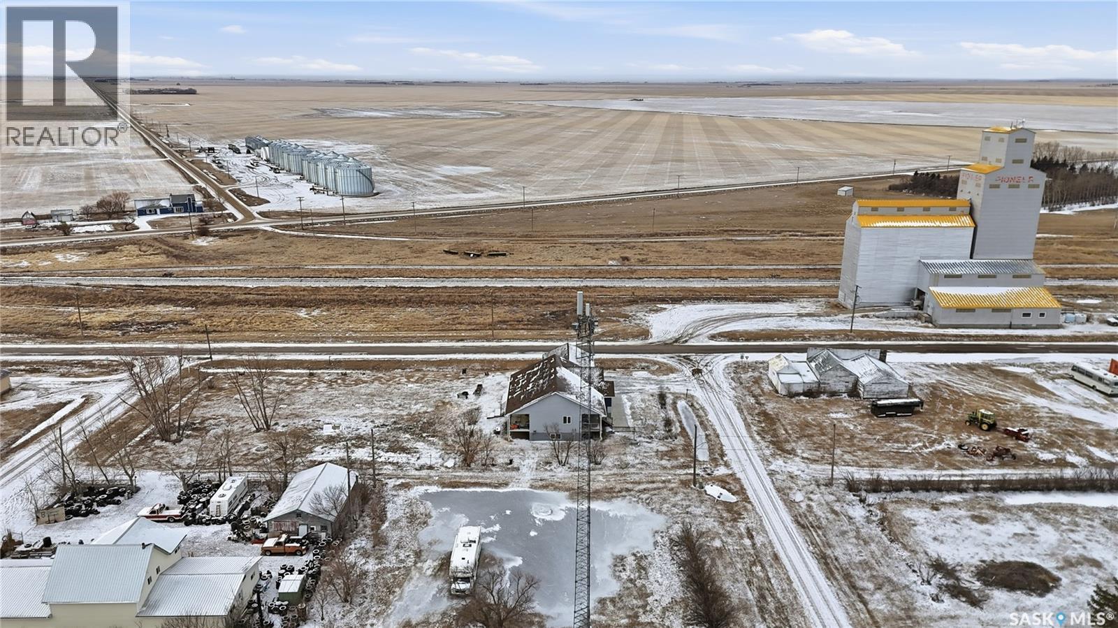 1 Brownlee Street, Tuxford, Saskatchewan  S0H 4C0 - Photo 86 - SK032018