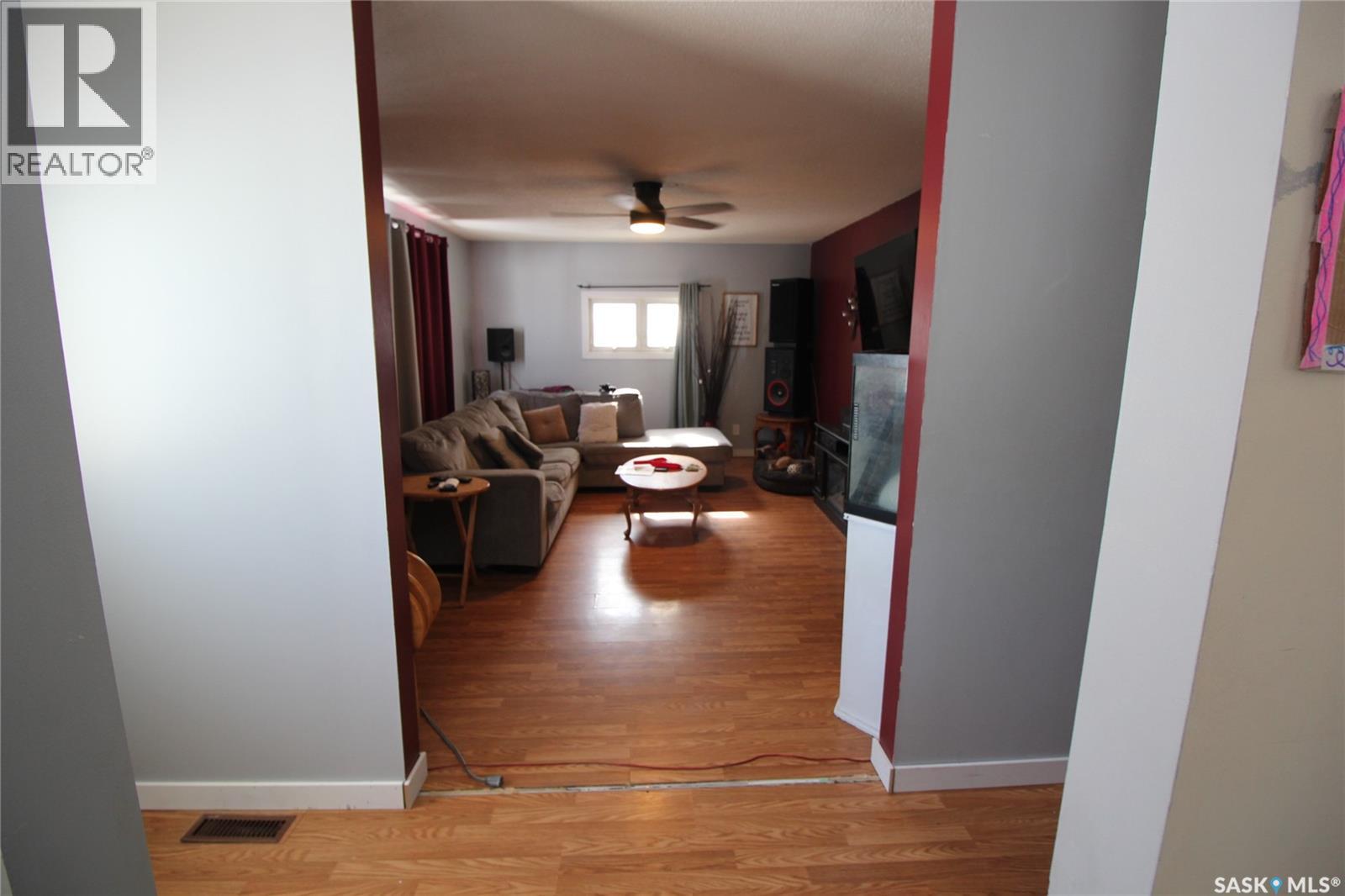 800 Robison Street, Indian Head, Saskatchewan  S0G 2K0 - Photo 7 - SK031877