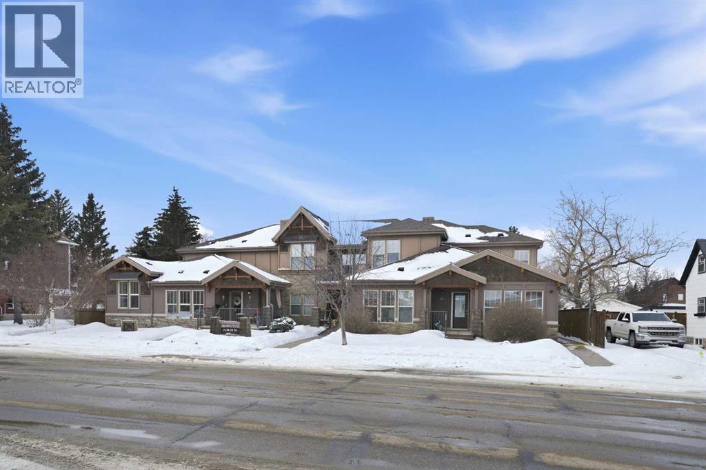 <div class="slider-price">$239,900.00</div><p>K, 5130 50 Street, Lacombe, Alberta</p>