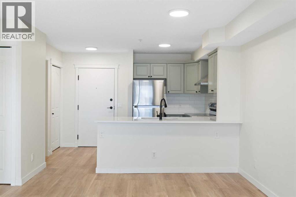 204, 92 Saddletree Court NE, Calgary, Alberta  T3J 0K9 - Photo 6 - A2288330