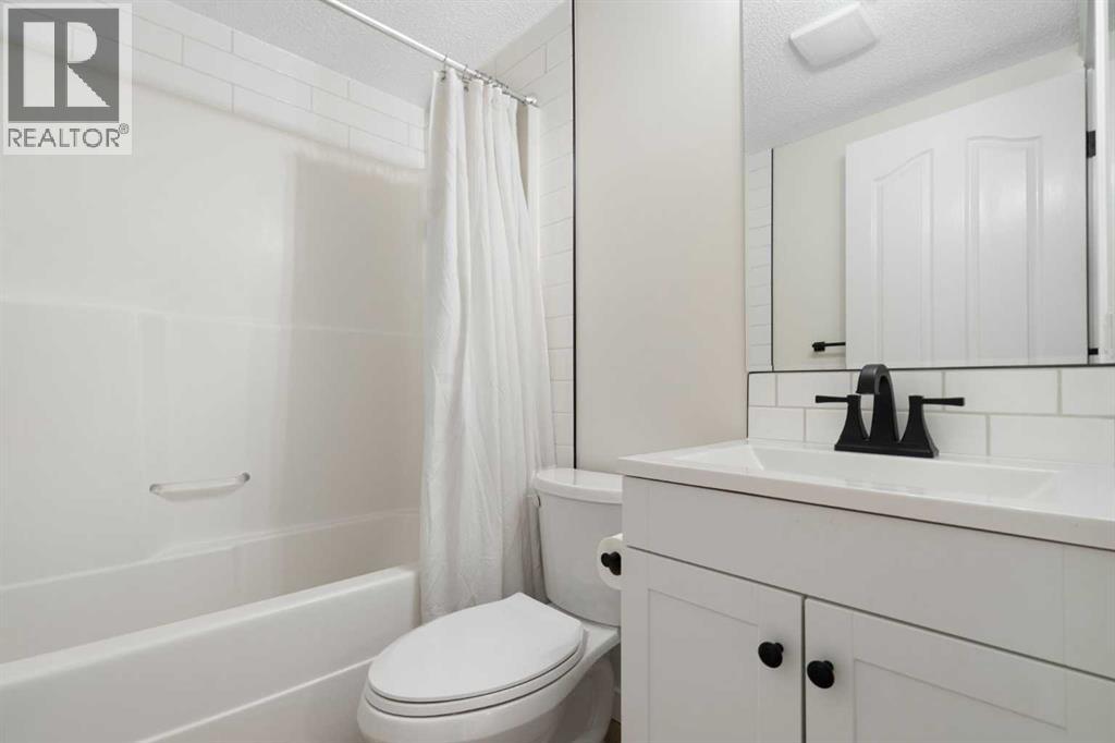 204, 92 Saddletree Court NE, Calgary, Alberta  T3J 0K9 - Photo 23 - A2288330