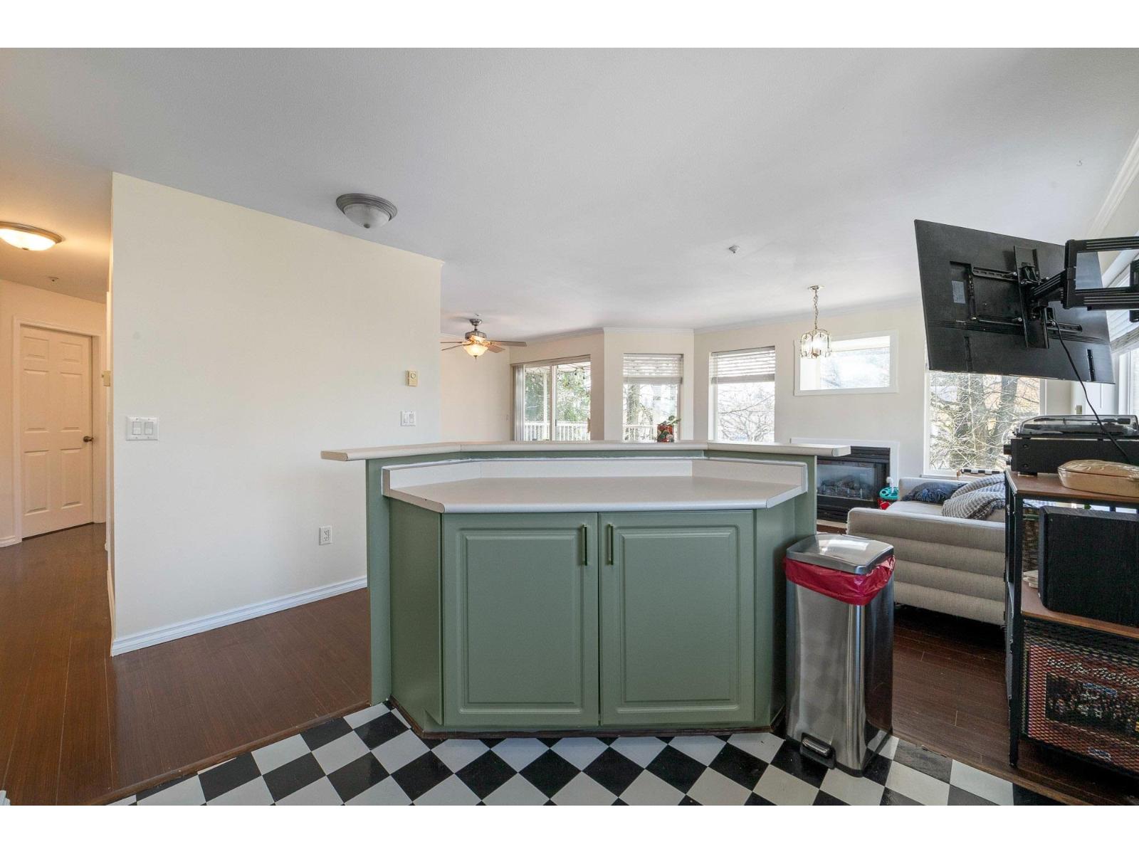 407 33407 Tessaro Crescent, Abbotsford, British Columbia  V2S 3K8 - Photo 19 - R3105469