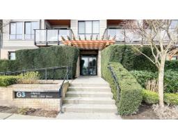 <div class="price">$568,800</div> 207 10455 154 Street, Surrey<br><div style="margin-bottom:8px;"><small>Royal LePage Little Oak Realty</small></div><div class='bed_bath'>2 Bed | 2 Bath</div>