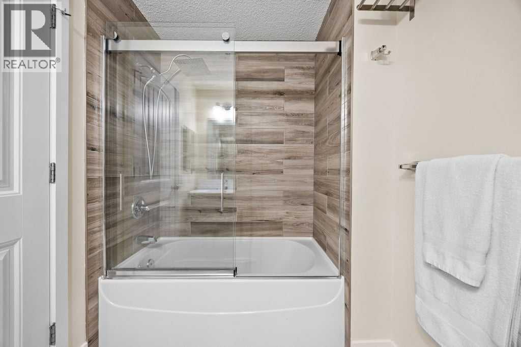 4, 101 Village Heights Sw, Calgary, Alberta  T3H 2L2 - Photo 23 - A2297821